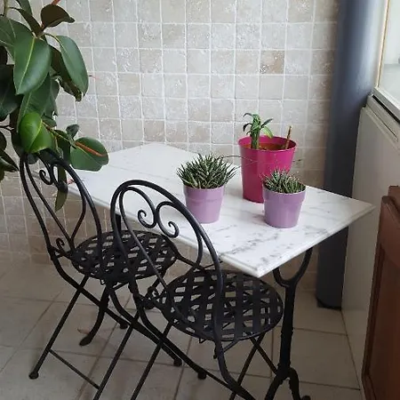 Apartamento Calm Pleasant Closed Parking Fréjus